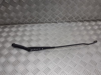 Рычаг дворники правый перед peugeot partner i фото №1