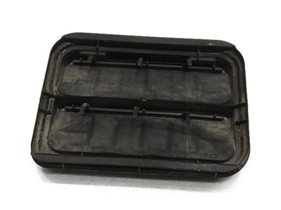 Решётка вентиляционная перед renault trafic ii 7700838358 фото №1