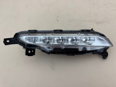 Hyundai tucson 3 3 15r- противотуманная фара led drl правый перед 92208-d7000 фото №1