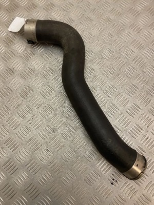 Mitsubishi outlander 2018 патрубок / труба інтеркулер 1505a565 фото №1