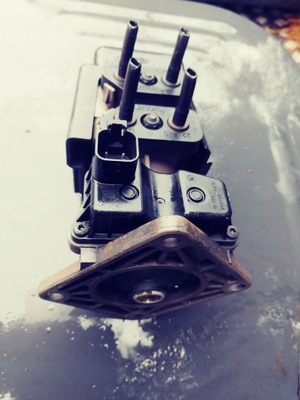 Клапан головний гальма гальмівний scania r p g фото №1