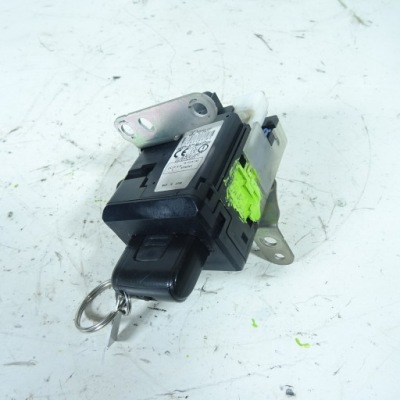 Toyota corolla verso 2.0d4d замок зажигания 626399-000 фото №1