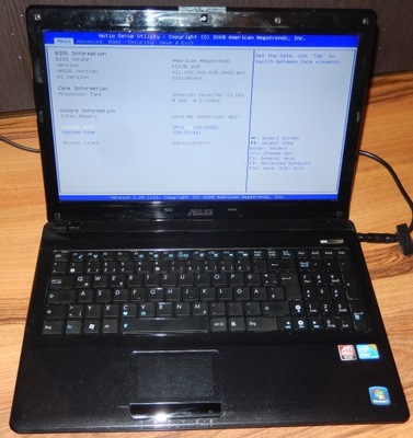 Laptop Asus A52J Core i3, 2GB DDR III, ATI HD5145