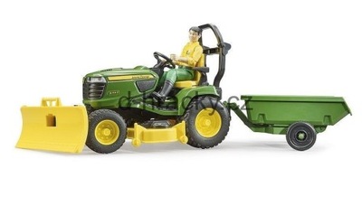 TRAKTOREK JOHN DEERE Z FIGURKĄ OGRODNIKA, BRUDER