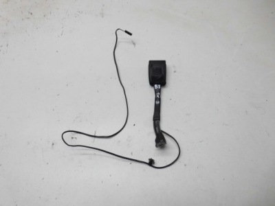 Кліпса поперечина 3aa857756c vw passat b7 cc права пасажира оригінал фото №1