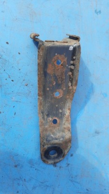 Кронштейн фильтра топлива 30792304 volvo xc70 ii 07- фото №1