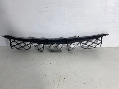 Направляющая бампера задняя заднего peugeot 2008 ii eu фото №1