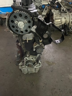 MOTOR PILAR VW POLO V 6R 1.6 TDI CAY 75KM 135TYS  