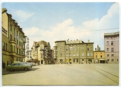 JELENIA GÓRA :: Plac Bieruta - stare auta