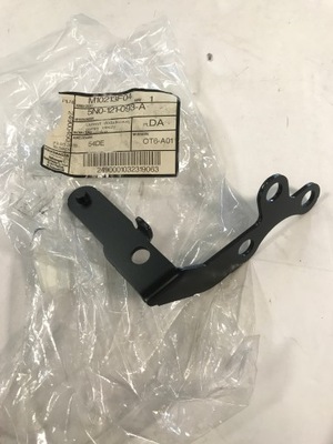 AUDI VW SOPORTE SUJECIÓN ADICIONAL BOMBA 5N0121093A  