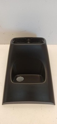 Volvo xc40 рамка туннель задняя 31469030 фото №1