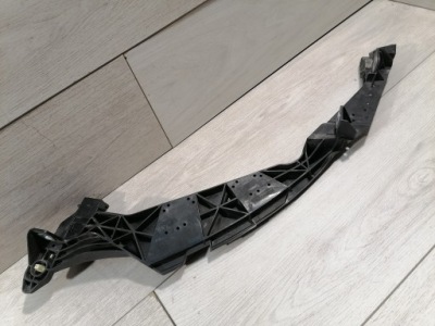 Macan направляющая лампы правый перед 95b807890f фото №1