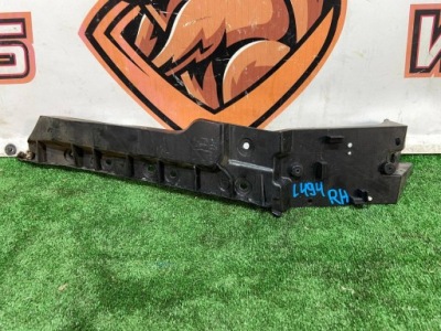 Напрямна бампера правий задня range l494 hk62-17a881-ab фото №1