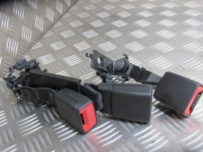 Mercedes w167 gle coupe защёлки поперечина ремней задняя фото №1