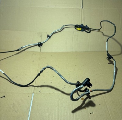 Trafic iii vivaro шланг adblue 204204152r фото №1