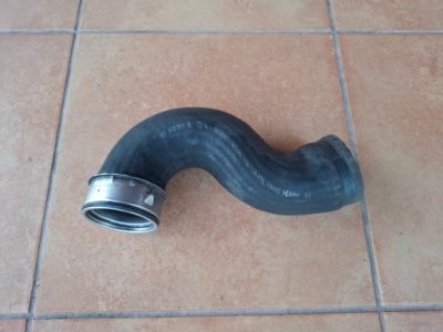 Патрубок труба інтеркулер mercedes w163 2,7 cdi 1635016082 фото №1