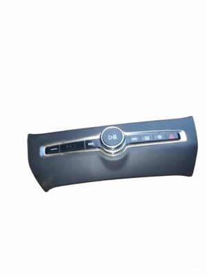 VOLVO V60 II SKYDELIS VALDYMO 31398845 RADIO 