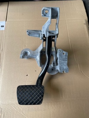 Audi q7 4m педаль тормоза каркас 4m1723117b фото №1