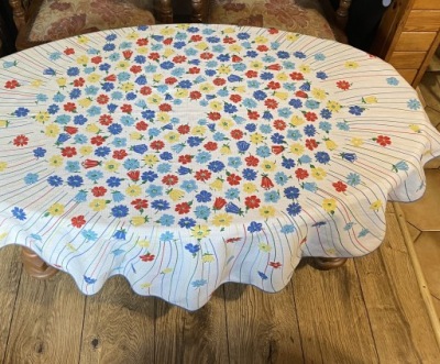 Owalny obrus vintage 155х140 cm