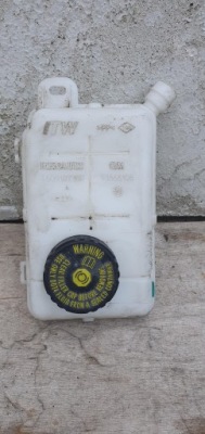 Бачок рідина гальмівний renault trafic iii 460910738r фото №1