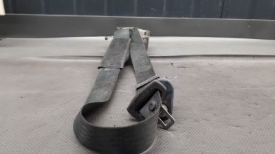 Pas безопасности правый перед alfa romeo 145 фото №1