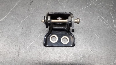 Петля верхній лівий задня peugeot 407 kombi фото №1