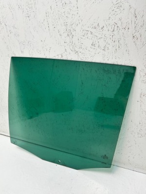 Vw tiguan i задняя левая стекло дверь фото №1