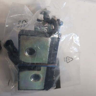 Smart fortwo coupe 451 замок крышки новый a4517660426 фото №1