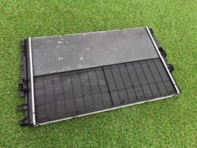 Mercedes amg радіатор wody a0995005403 фото №1