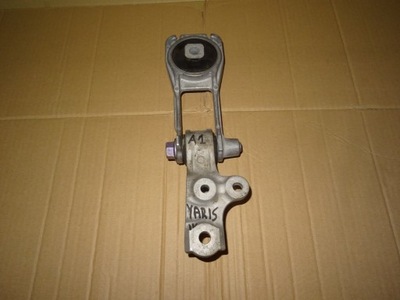 Toyota yaris iv кронштейн a1 фото №1