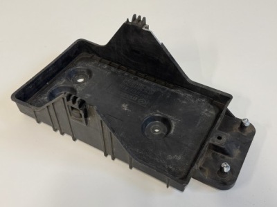 Mazda основание аккумулятор ke7056041 фото №1