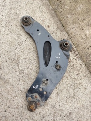 Renault trafic ii x83 2008 важіль передній нижній 14615 фото №1