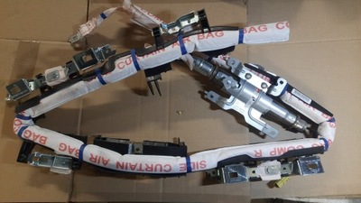 Honda civic ix 12-16 hb шторка безопасности правая фото №1