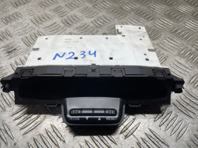 Дисплей toyota land cruiser j120 8329060251 фото №1