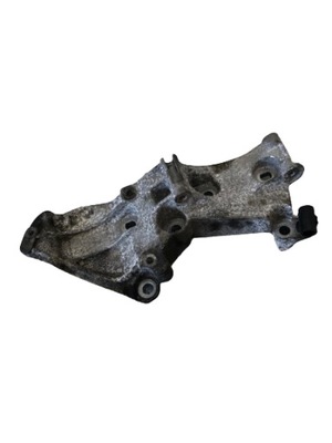 Кронштейн кронштейн кронштейн генератора k4m6794 renault modus 8200365097 фото №1