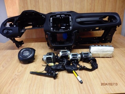 Подушка безопасности приборная панель консоль jeep renegade- lift. фото №1