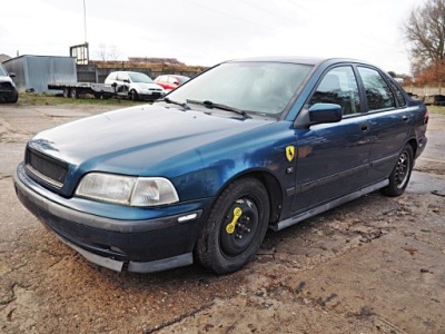 Volvo s40 v40 95-03 стекло дверь левый перед фото №1