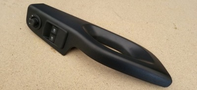 Trafic iii 14^ кронштейн ручка панель окон левый перед фото №1