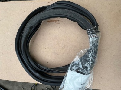 Кузовная прокладка крышки багажника задний  alfa romeo giulia 50548806 or фото №1