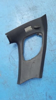 Захист стійка багажника ліва volvo v40 30803998 фото №1