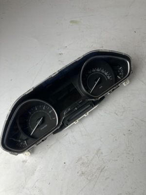 Счетчик приборы peugeot 208 1.2 thp 9808559180 фото №1