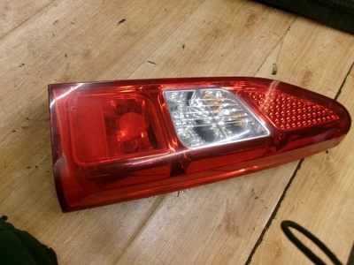 Citroen berlingo iii лампа правая задняя europa фото №1