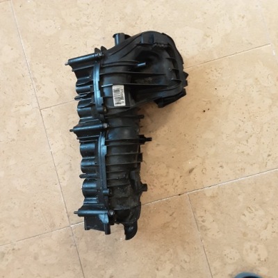 Колектор всмоктуючий bmw n47d20 7798885 e80 e90 фото №1