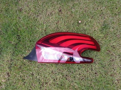 Peugeot 208 i lift 15- лампа правая задняя задняя eu фото №1