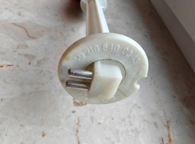 A2105400045 датчик уровня жидкость омывателя mercedes sl r129 фото №1