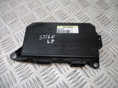 Модуль блок управления дверь левый перед fiat stilo 51711873 фото №1