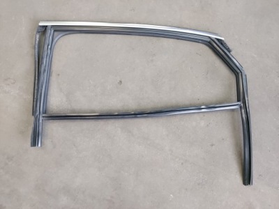 Прокладка двері лівий задня audi a8 d5 4n4839431a фото №1