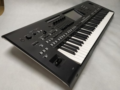 Yamaha GENOS keybaord