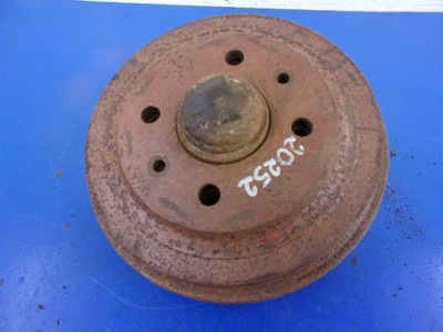 Fiat 127 1982 ступиця колеса задня комплектна фото №1