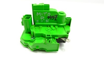 Alfa romeo mito замок двері правий перед 5pin фото №1